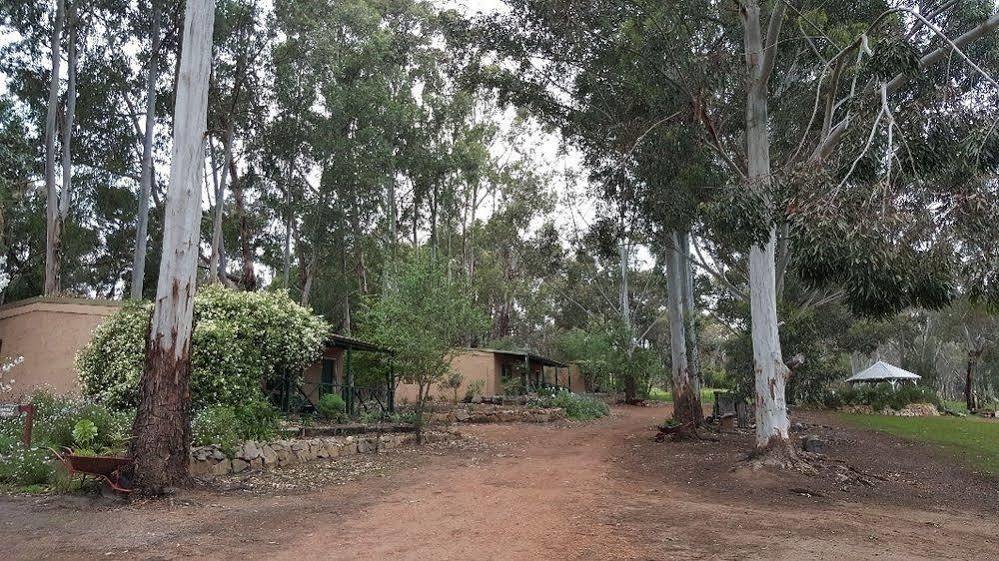 Country Cottages Of Bridgetown Εξωτερικό φωτογραφία