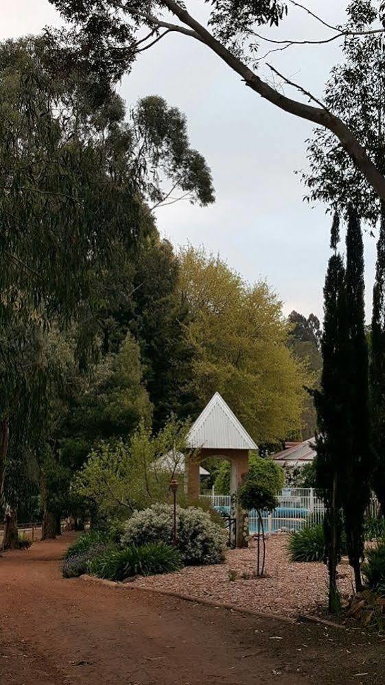 Country Cottages Of Bridgetown Εξωτερικό φωτογραφία